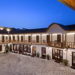 Hani I Pazarit Boutique **** Korce